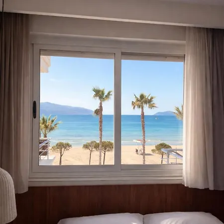 Lungomare Luxury Seaview *