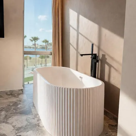 Lungomare Luxury Seaview Apartamento Vlorë